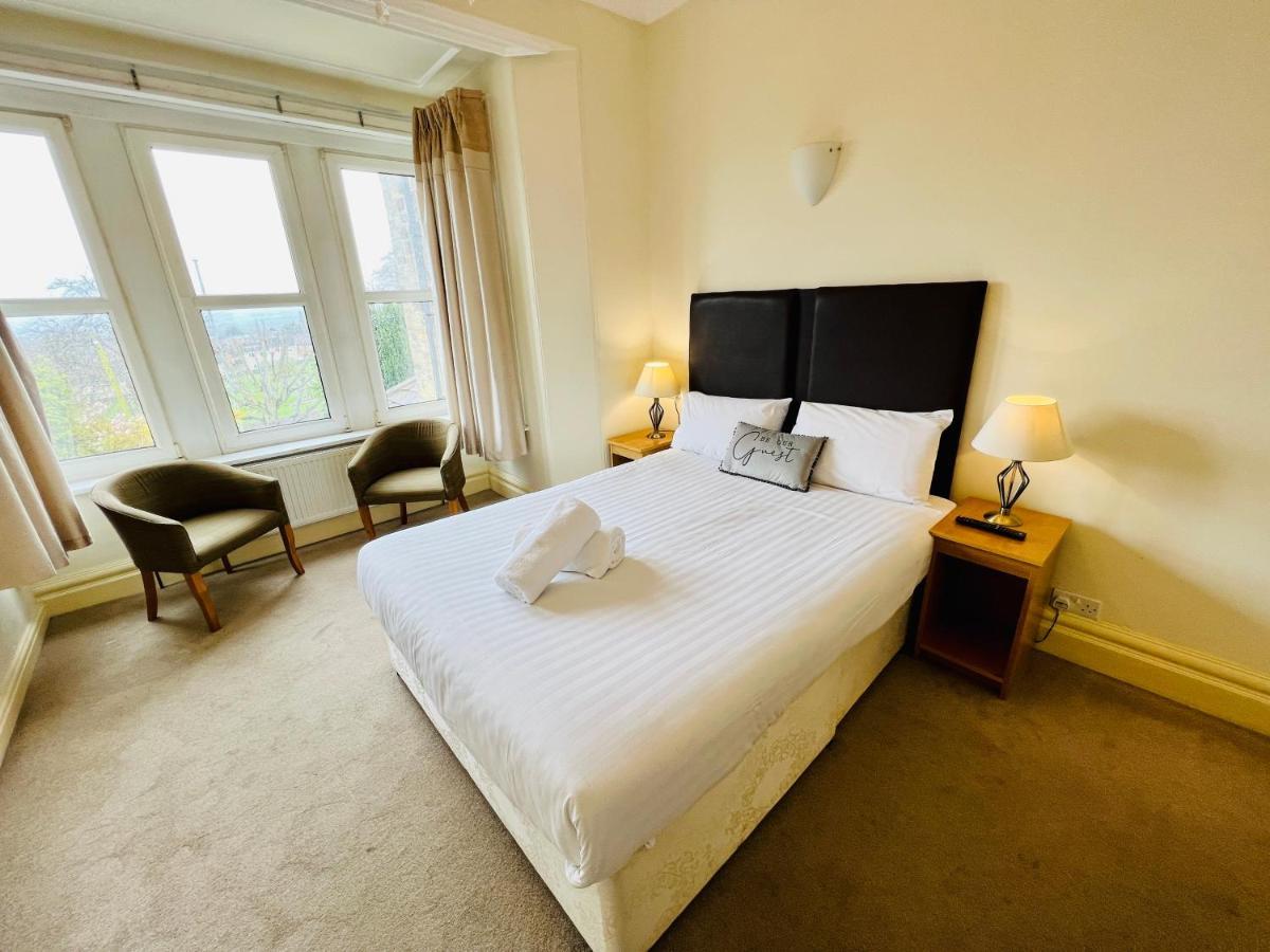 Heath Cottage Hotel Dewsbury Kültér fotó