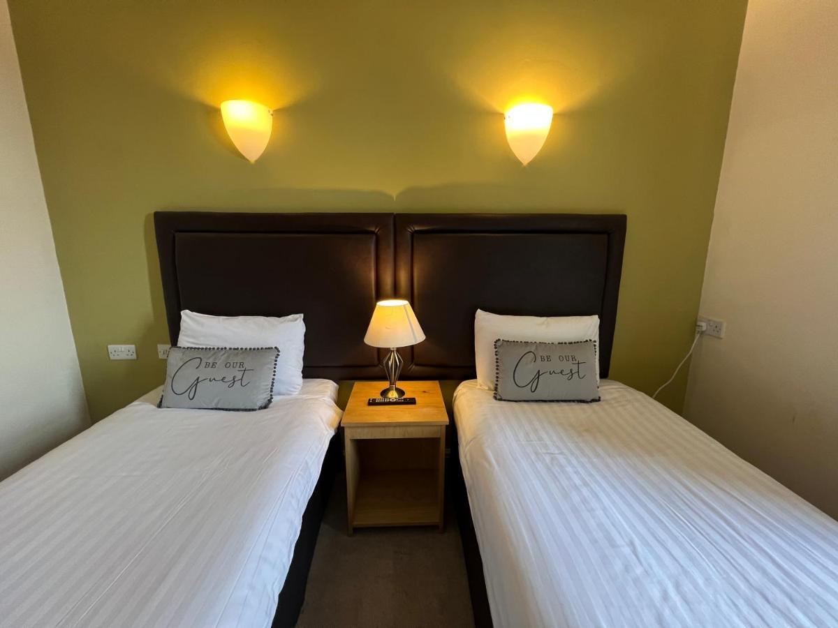Heath Cottage Hotel Dewsbury Kültér fotó