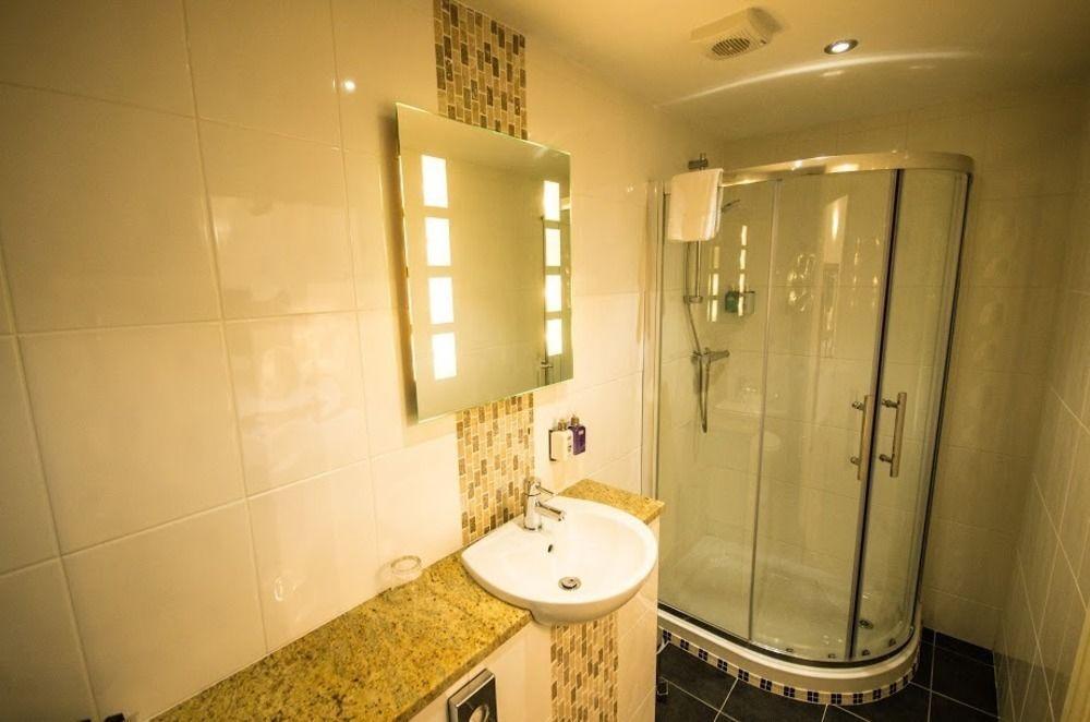 Heath Cottage Hotel Dewsbury Kültér fotó